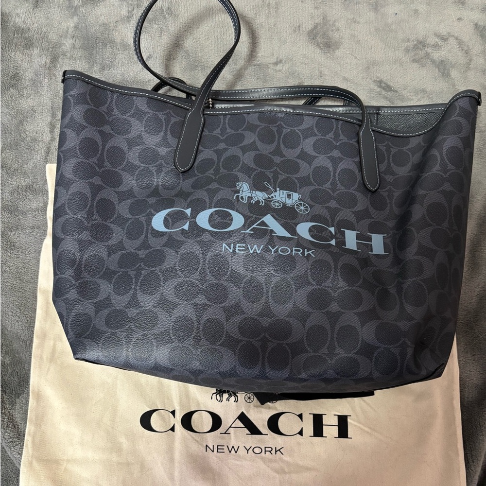 New blue tote